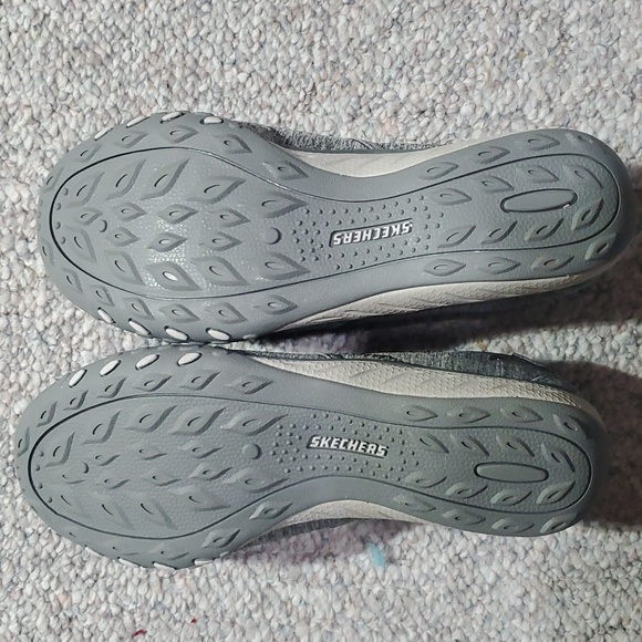 Shoes - Picture 2 of 5